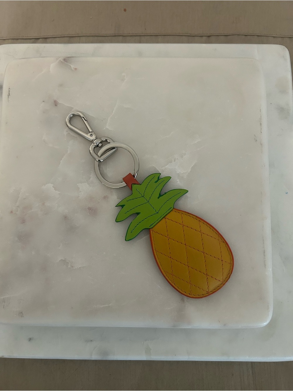 NWOT pineapple keyring